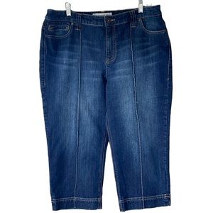 Chico’s Platinum Denim Capri’s size 2.5